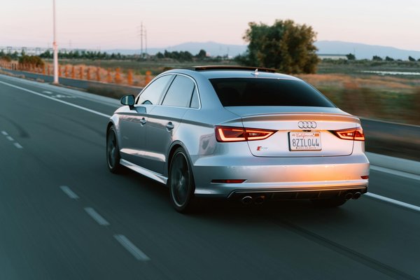 What are the historical influences on the popularity of sports in the UK?